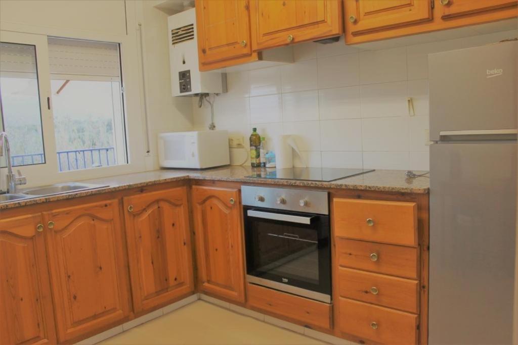 Apartament Amb Terrassa I Parking Llança Exteriér fotografie